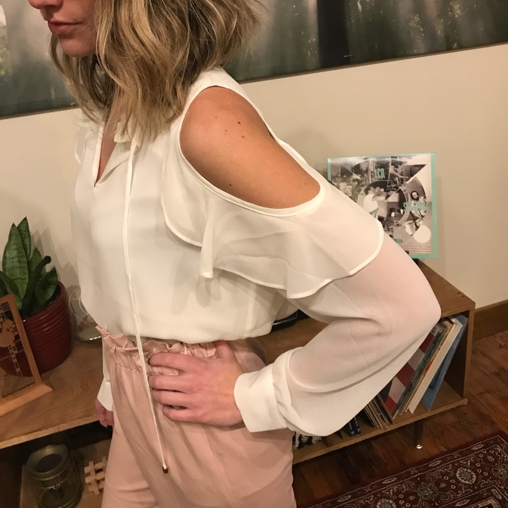Calvin Klein blouse - Picture 2 of 8